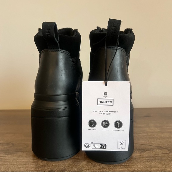 HUNTER Discoverer Women's Ankle Lace Up Heeled Boot Size 8 #664 - Picture 4 of 12